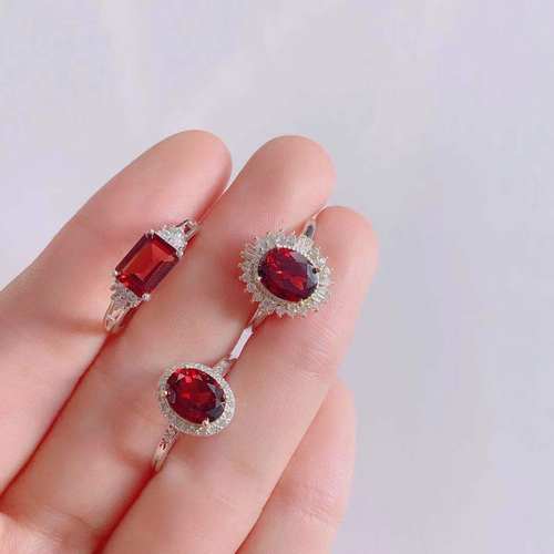 天然鸽血红石榴石戒指 7乘9 925银精工镶嵌彩宝红宝石时尚饰品 - 图2