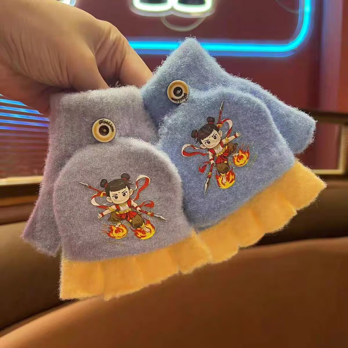 哪吒半指手套男女童卡通风半指女孩男孩敖丙卡通翻盖学生写字手套,淘宝优惠券,粉丝福利购,淘宝优惠卷