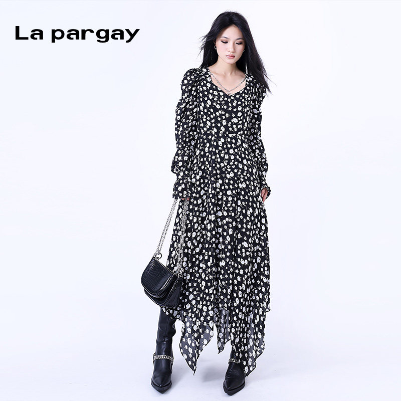 纳帕佳不规则长袖连衣裙女2026春季新款时尚休闲长款印花裙子,淘宝优惠券,粉丝福利购,淘宝优惠卷