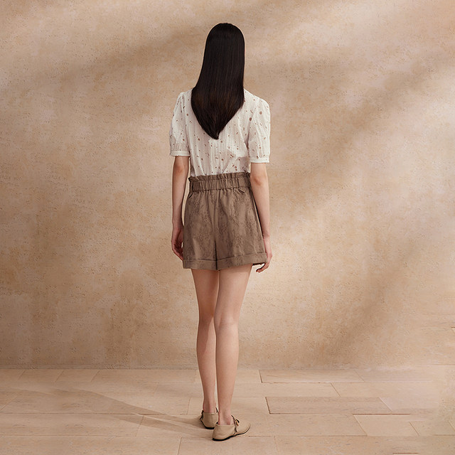 Broadcast denim shorts for women in the mall, the same style for summer, small, high-waisted, thin, straight-leg pants BDR2KD1685