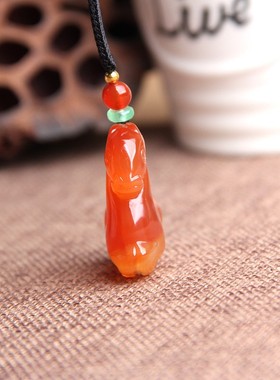 博语天然红玛瑙生肖马挂件项链