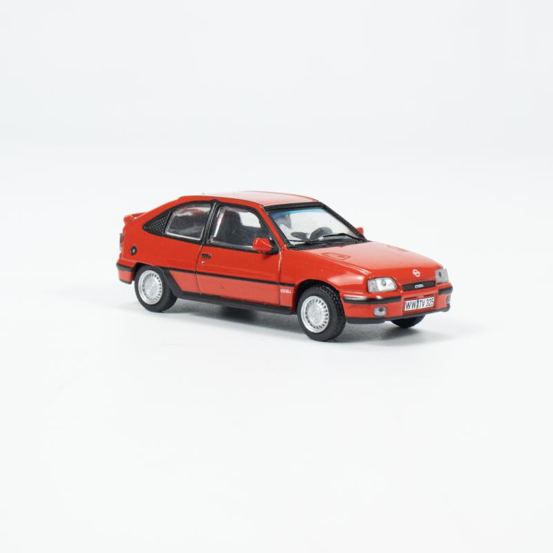 TW Tarmac Works 1:64欧宝卡迪特 Opel Kadett GSi红色汽车模型-图3