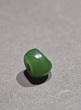 天然和田碧玉斜切猪大肠马蹄珠子