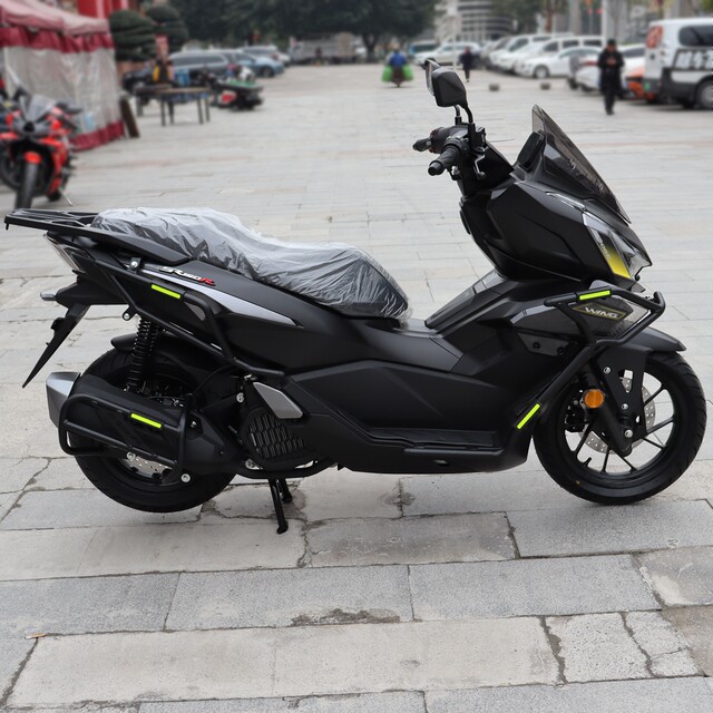 Suitable for Wuji SR150R bumper anti-fall bar LX150T-37 scooter guard bar modification accessories