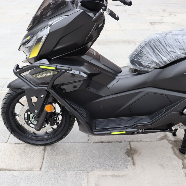 Suitable for Wuji SR150R bumper anti-fall bar LX150T-37 scooter guard bar modification accessories