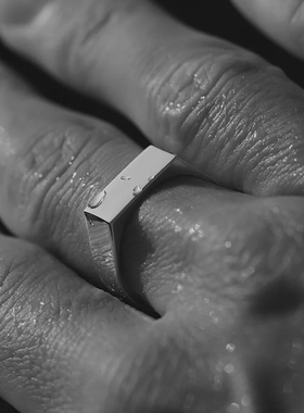 简约百搭几何形气质钛钢男戒