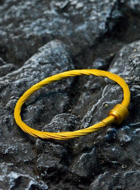 诺诗珠宝黄金色钢丝绳转运珠手链