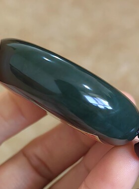 新疆和田沙枣青平安无事牌手把件W01058