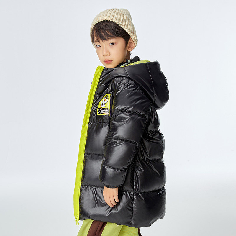 千仞岗新品儿童潮流保暖亮面独特设计中长款童装羽绒服