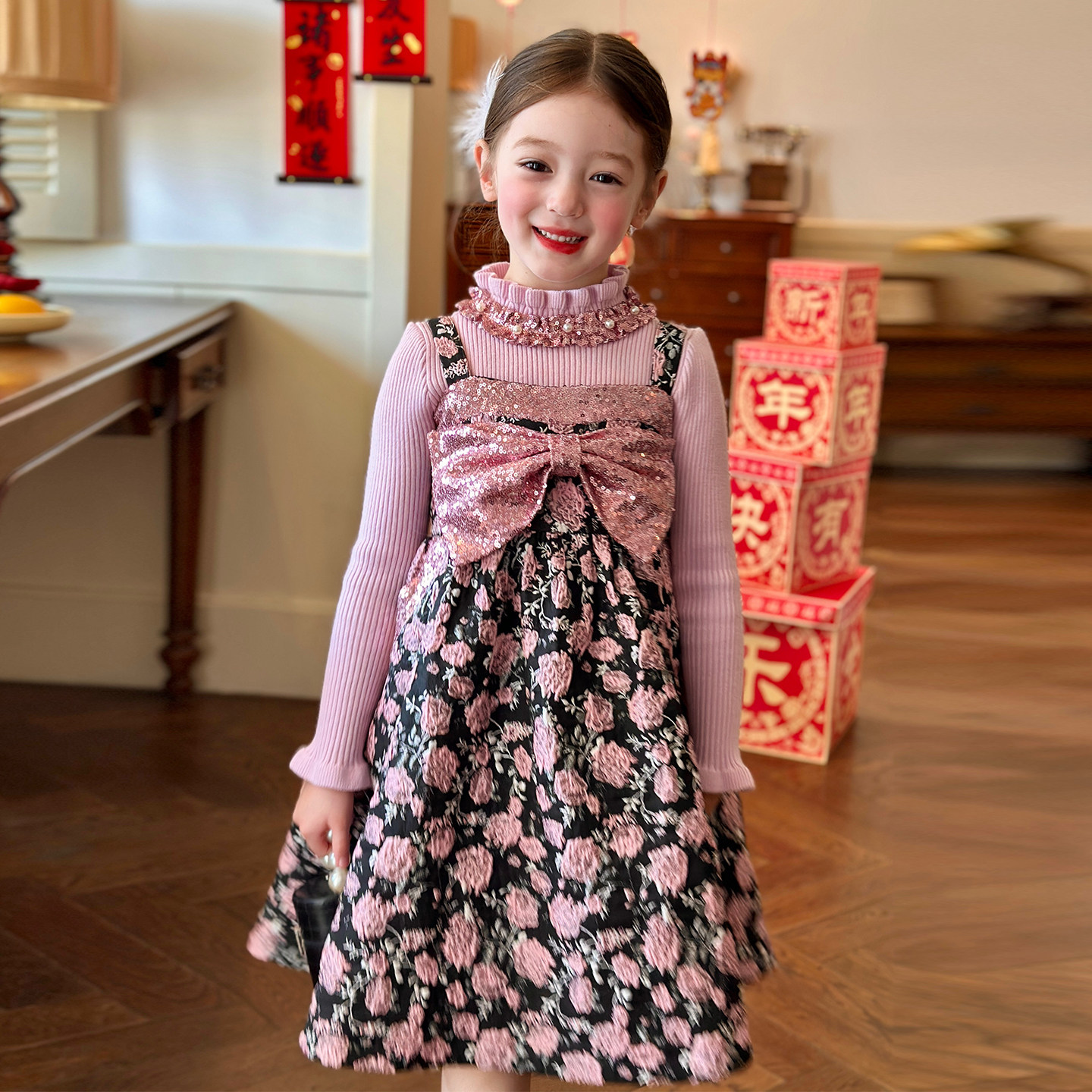栀了成长记女童装复古甜美吊带裙2025冬季儿童加绒提花亮片连衣裙,淘宝优惠券,粉丝福利购,淘宝优惠卷