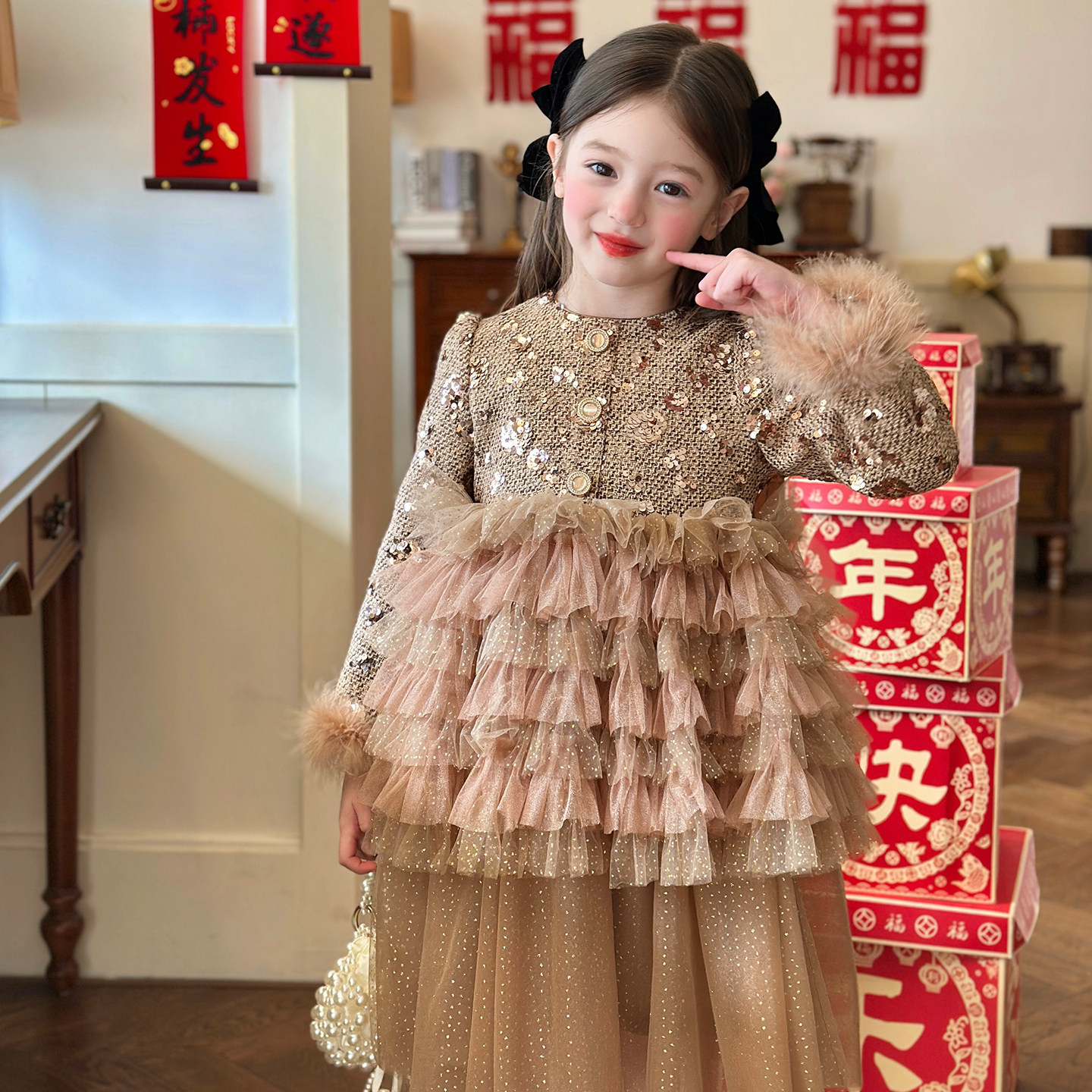 栀了成长记童装女童小香风亮片公主裙2025冬季儿童甜美加绒连衣裙,淘宝优惠券,粉丝福利购,淘宝优惠卷