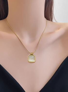 通体钛钢猫眼石项链女轻奢锁骨链配饰时尚感配饰锁骨链工厂价