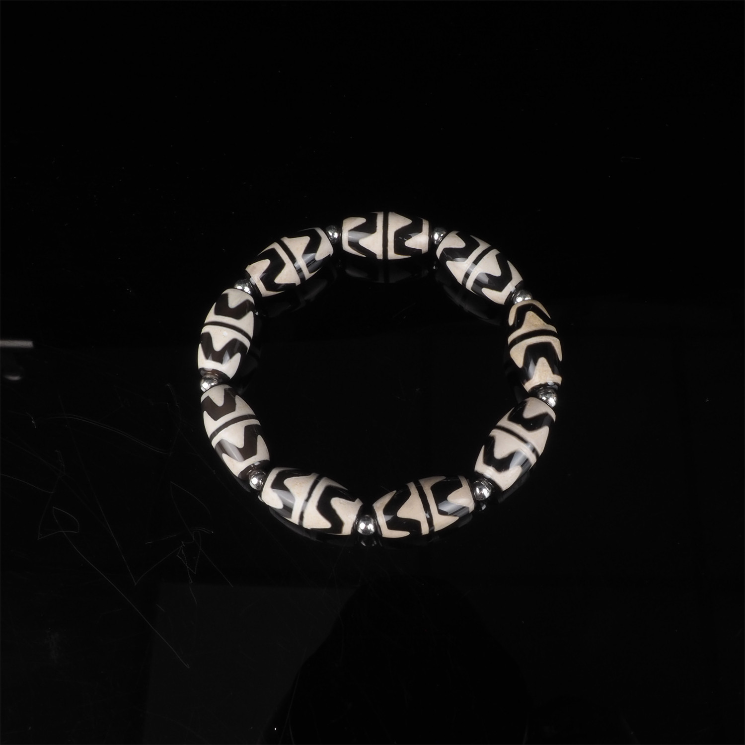 雨夜夫妻档天然玛瑙黑白九眼双虎牙天珠文玩手串三眼天珠玛瑙正品,淘宝优惠券,粉丝福利购,淘宝优惠卷