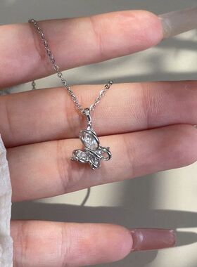 项链女小众镶锆石蝴蝶配饰百搭