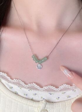 潮女款福牌项链锁骨配饰和田玉