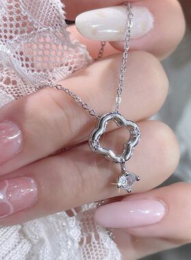 四叶草气质轻奢批发锁骨女两戴