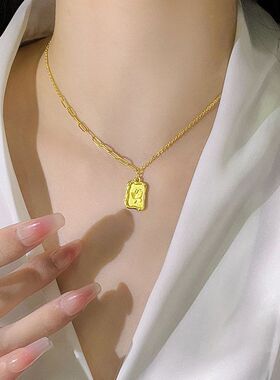 轻奢小众蝴蝶立体链吊坠流行复古