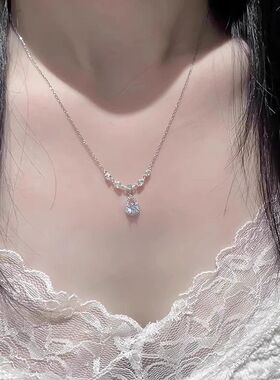 新款百搭字链女爆闪轻奢小众高级