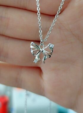 年潮流新款镂空项链百搭蝴蝶嘻哈配饰吊坠锆石蝴蝶土酷2023设计感