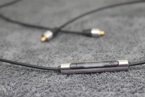 Принесение MMCX -проволочного регулятора управления регулятором -в -внедорожником и ушной проволокой K3K3 Проводка 3,5 мм кислородная медная проволока