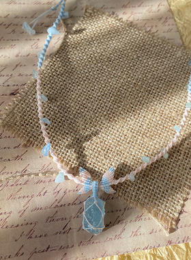 编织甜美蝴蝶海蓝宝项链锁骨链
