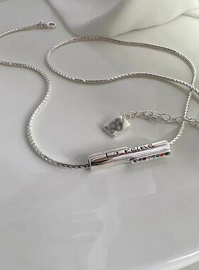 字母圆柱项链女韩版时尚个性设计感S925银锁骨链百搭气质优雅颈链