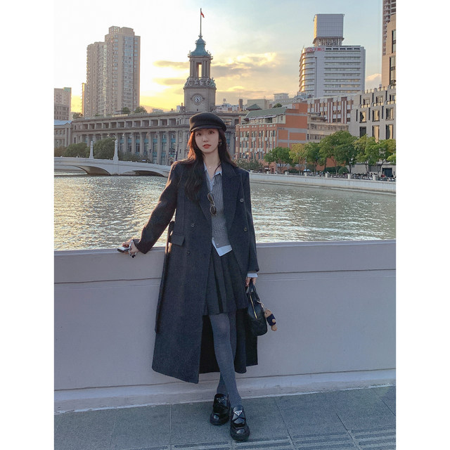 High-end double-breasted woolen jacket