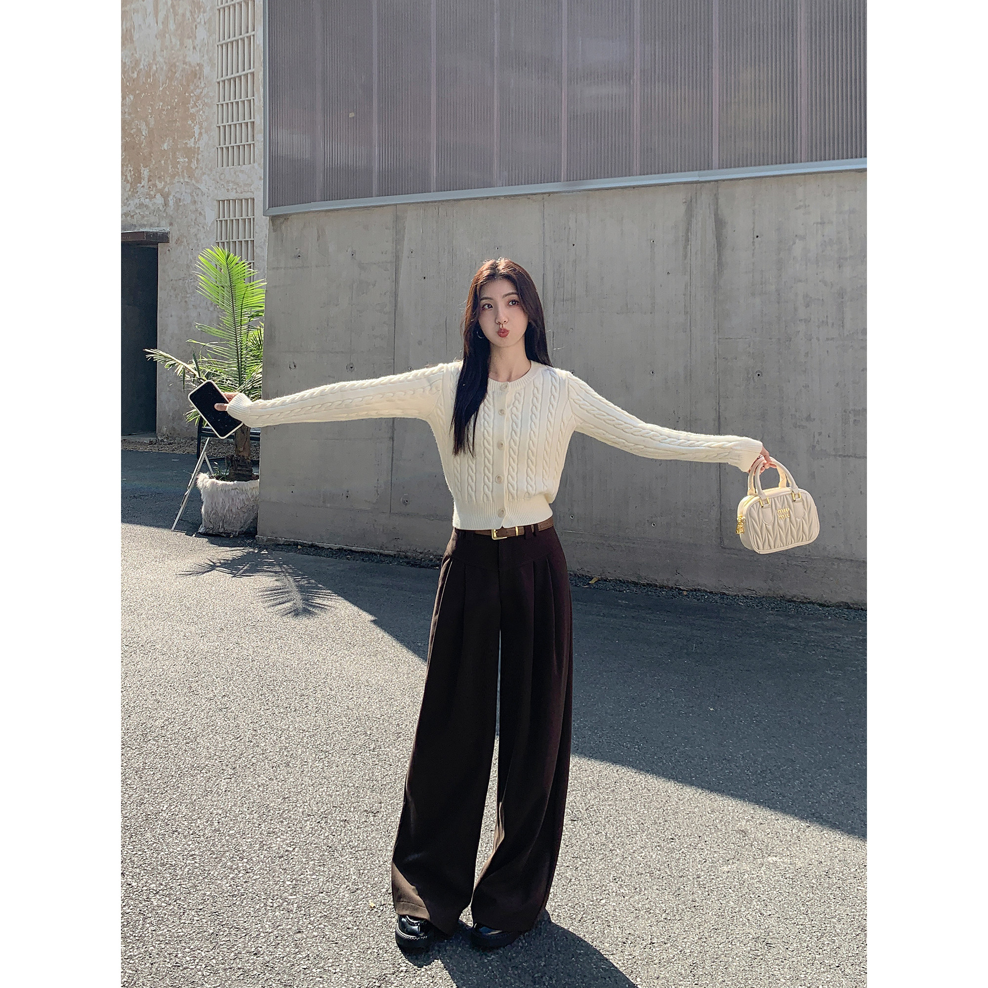 MULVAN 灰色圆领麻花毛衣开衫女冬季短款修身内搭针织衫上衣 - 图0