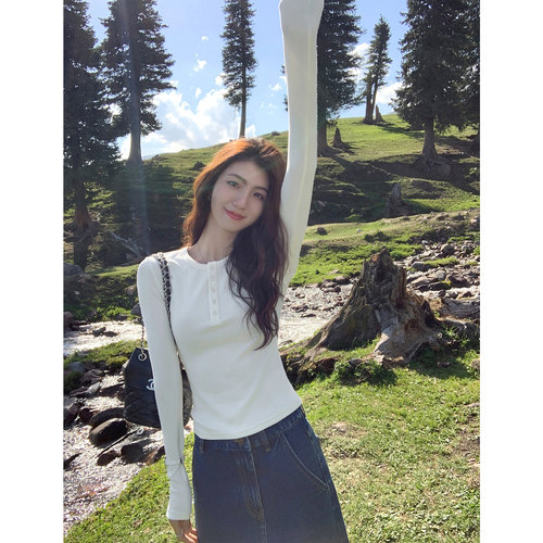 MULVAN 奶油可可 白色半开圆领针织t恤长袖修身内搭针织衫上衣女 - 图1