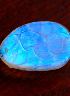 ◆蝶恋花◆玻璃体彩虹月光石精雕蝶恋花吊坠