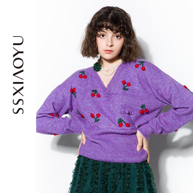 菲勋菲斯旗舰店[1件5折]手工钩花樱桃毛衣女宽松外穿秋冬新款针织衫复古V领上衣2