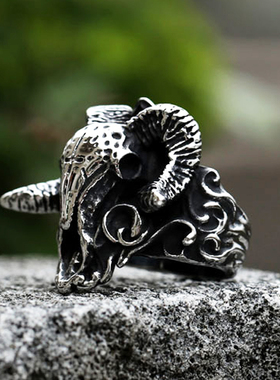 羊头骷髅戒指男潮霸气钛钢食指戒