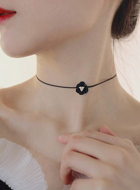 小巧choker塑漆锁骨链人造珍珠