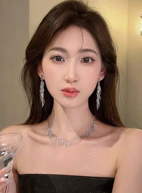 轻奢满钻项链女闪亮小众项链项圈女choker秋冬毛衣链小众锁骨链女