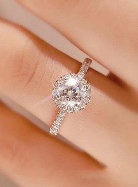 正品莫桑石女50分一克拉D色铂金18K金结婚钻戒指仿真深圳水贝定制