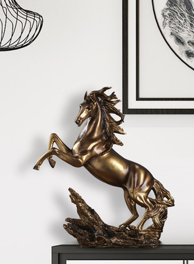 宏赫创意领导电视酒柜书房装饰品书架桌面树脂家居骏马摆件装饰