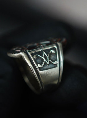 中古欧洲早期手工925纯银戒指复古个性浮雕十字巴洛克风格 送朋友