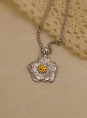 意大利纯银栀子花项链新款高级感吊坠轻奢小众设计百搭锁骨链男女