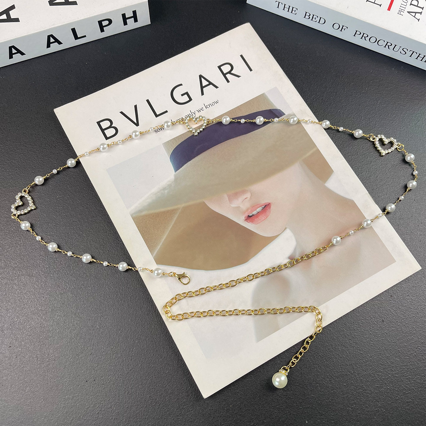 小众设计感珍珠腰链配饰裙子高级感金属水钻四叶草链条腰带女裤链