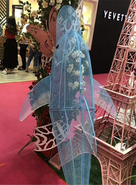 铁艺网格婚庆动物吊顶装饰