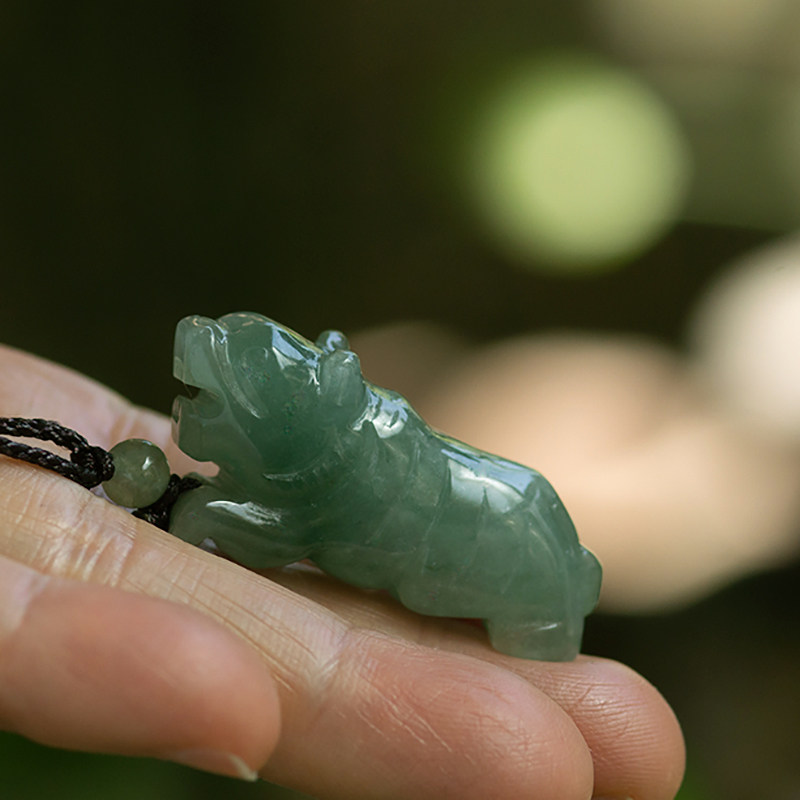 钰达翡翠虎虎牌玉虎立体钥匙吊坠 钰达颈饰