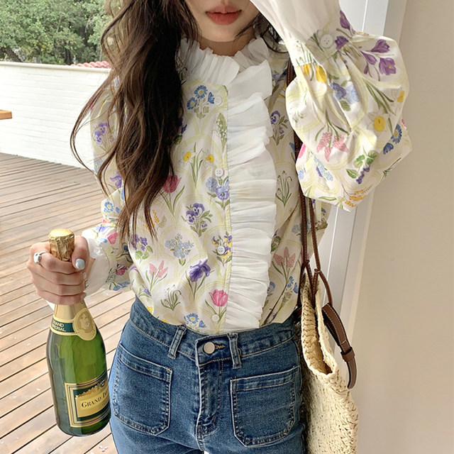 French retro romantic ruffle floral bell-sleeved shirt for women in early spring sweet lace stand-up collar printed top