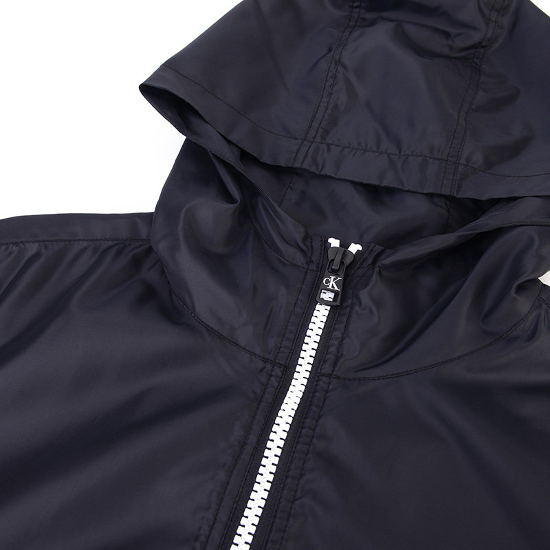  银泰百货精品夹克