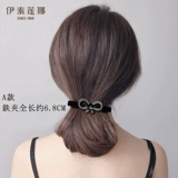 Бабочка завязана верхняя клипа для волос для хвоста после небольшого объема волос, голова головы головы