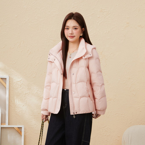 采多宝大码女装胖mm2025冬季新款立领连帽显瘦气质肌理感羽绒服 - 图0