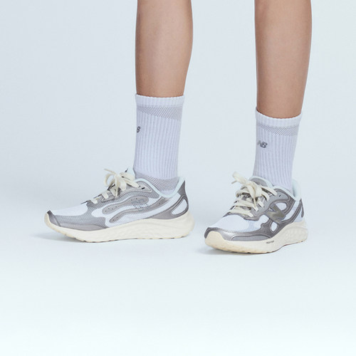 NewBalance NB官方正品秋季女款专业舒适Arishi v4缓震运动跑步鞋 - 图3