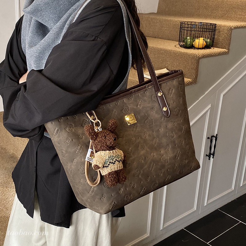 时尚复古压花包包2025新款通勤大容量女士单肩包高级感手提托特包,淘宝优惠券,粉丝福利购,淘宝优惠卷