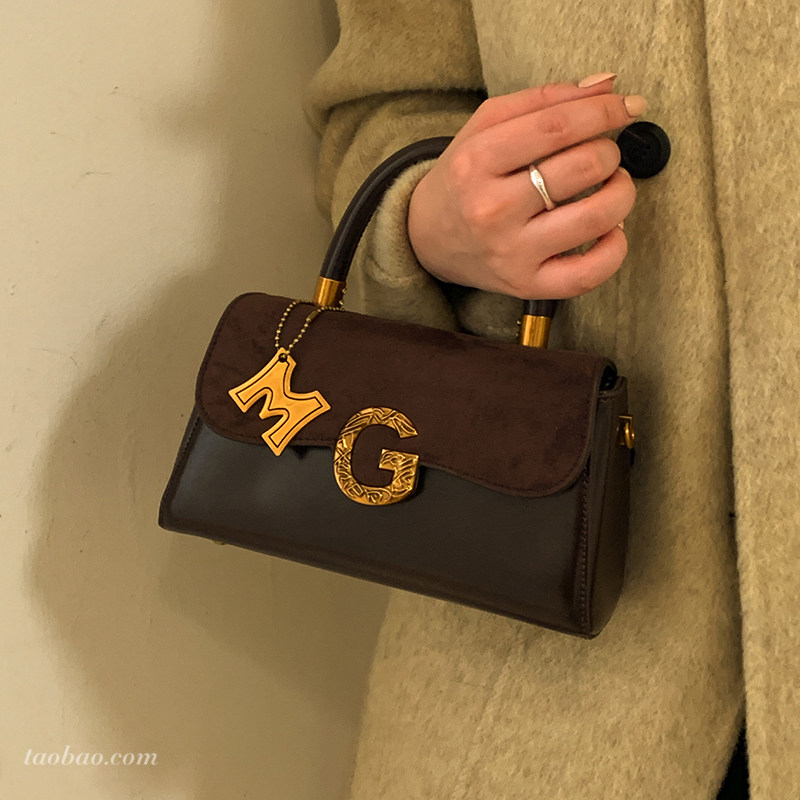 高级质感复古小包包女2026新款时尚百搭斜挎包精致超火手提小方包,淘宝优惠券,粉丝福利购,淘宝优惠卷