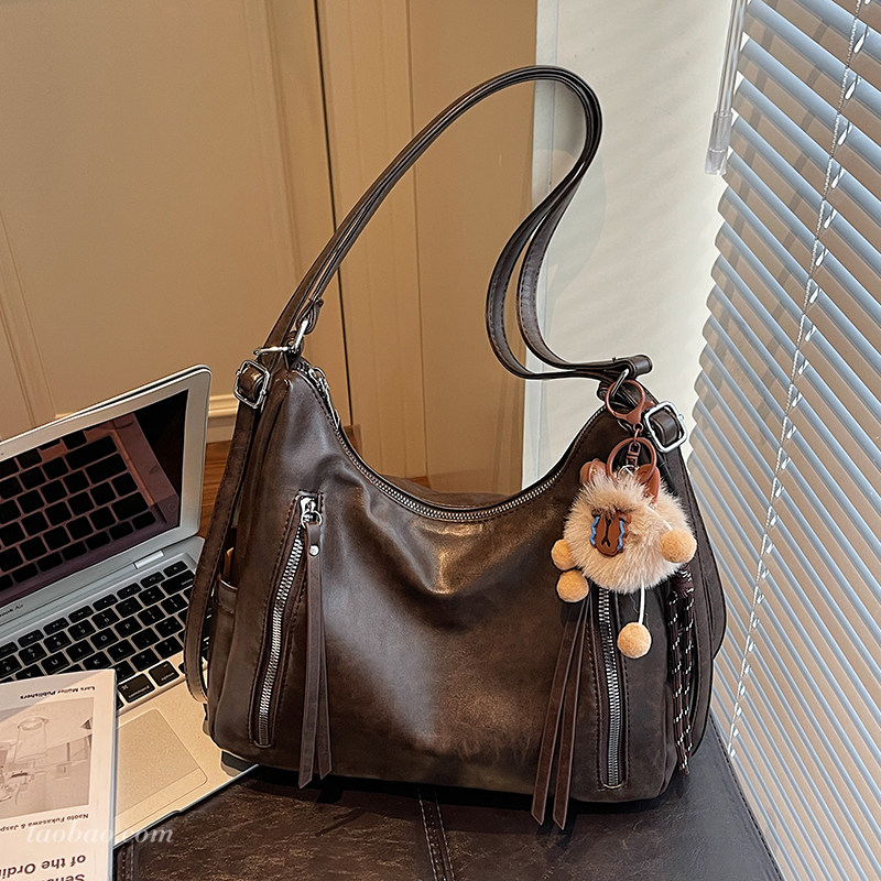 通勤复古大容量包包女2025新款休闲百搭单肩斜挎包多用双肩后背包,淘宝优惠券,粉丝福利购,淘宝优惠卷