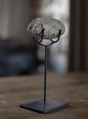 水晶原石长条玉石铁艺架子展示架文玩如意金刚杵摆放架